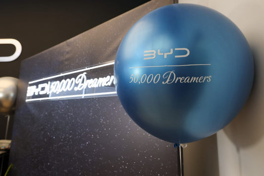 שלט ניאון לעסק